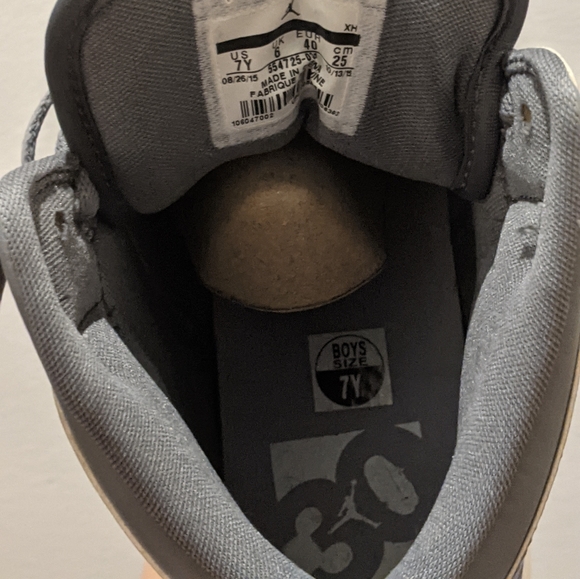 Air Jordan 1 Mid Top Retro Sneakers UK6/EU40 - Picture 7 of 8
